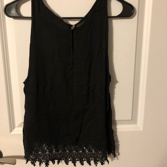 Chloe K lace bottom tank top - Picture 2 of 3